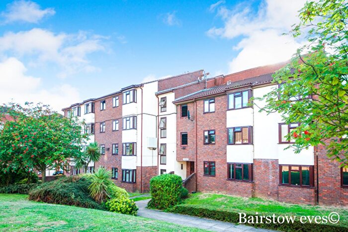 1 Bedroom Flat To Rent In Churchbank, London, E17