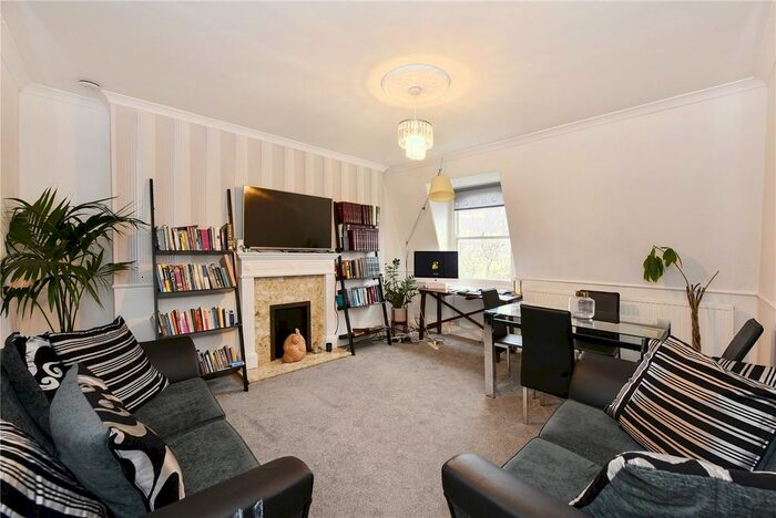 2 Bedroom Flat To Rent In Elgin Avenue, Maida Vale, London, W9