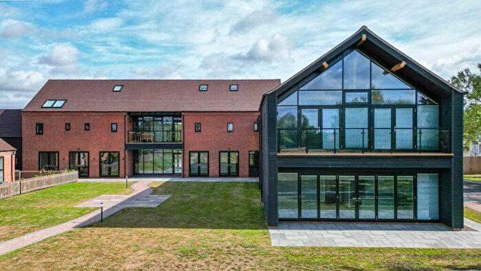 2 Bedroom Apartment For Sale In Droitwich Road, Bradley Green, B96