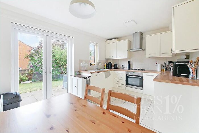 3 Bedroom End Of Terrace House For Sale In Tate Grove -, NN4