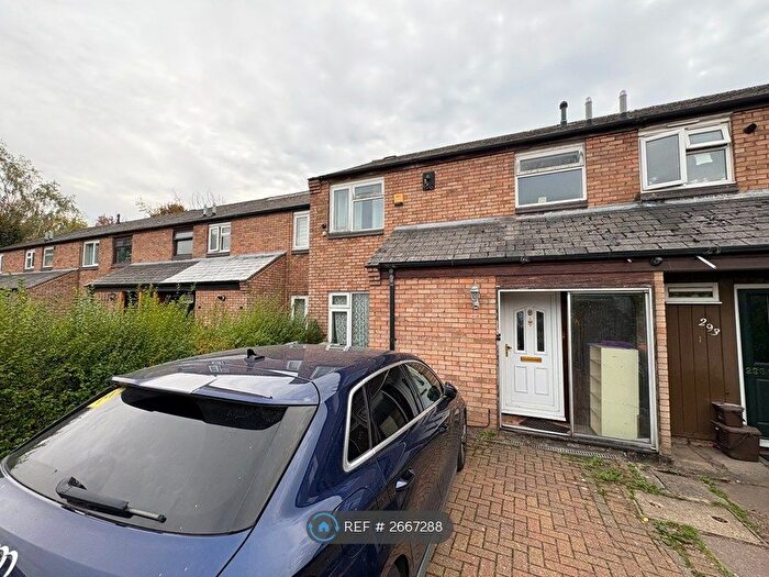 3 Bedroom Terraced House To Rent In Southwood Road, Dunstable, LU5