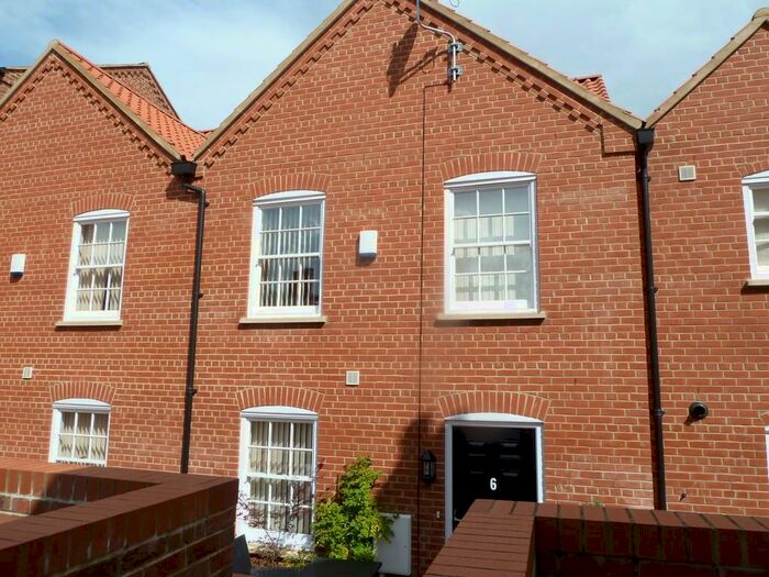 2 Bedroom Terraced House To Rent In Printers Place, Queen Street, Louth, LN11