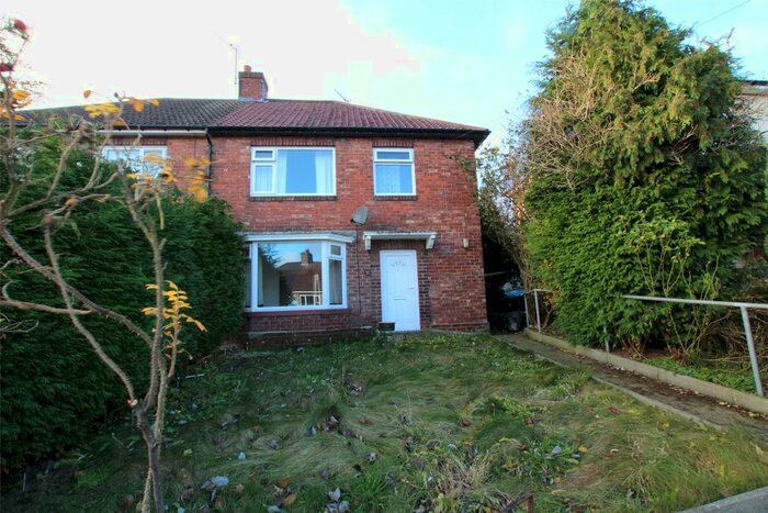 3 Bedroom Semi-Detached House For Sale In Dickenson Road, West Auckland, Bishop Auckland, DL14