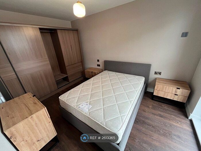 1 Bedroom Flat To Rent In Triskelion Way, Liverpool, L3