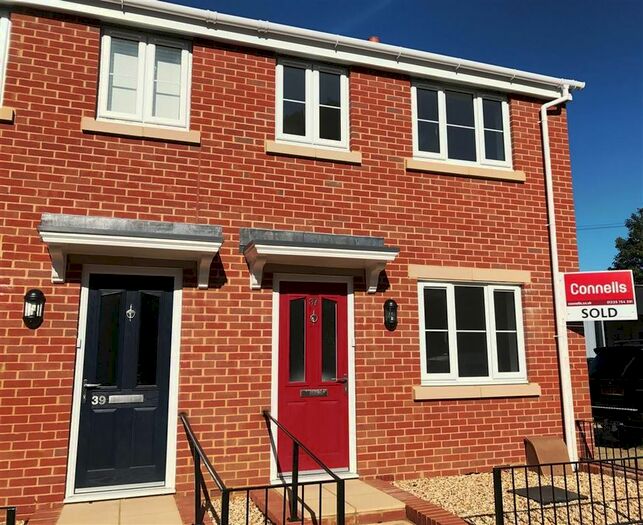 2 Bedroom Property To Rent In Union Street, Trowbridge, BA14