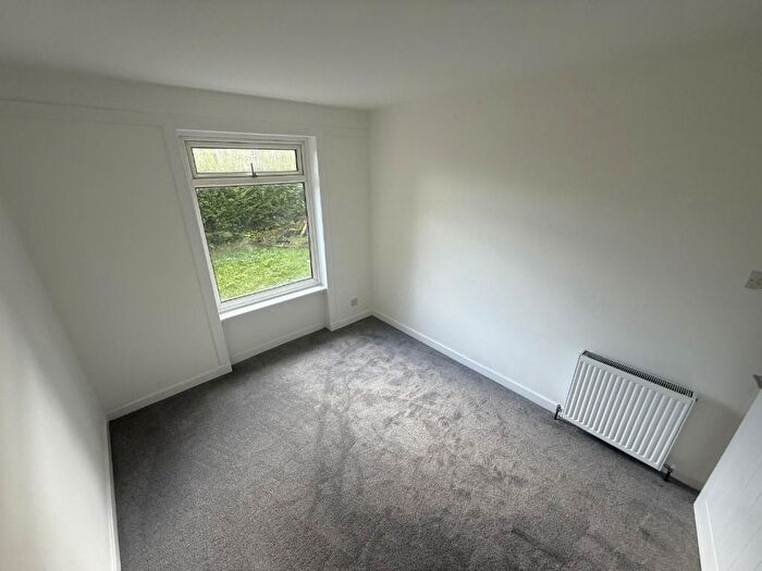 3 Bedroom Flat To Rent In Midcroft Avenue, Castlemilk, Glasgow, G44