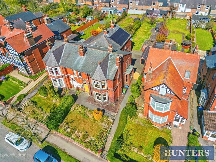 5 Bedroom Property For Sale In Stepney Road, Scarborough, YO12