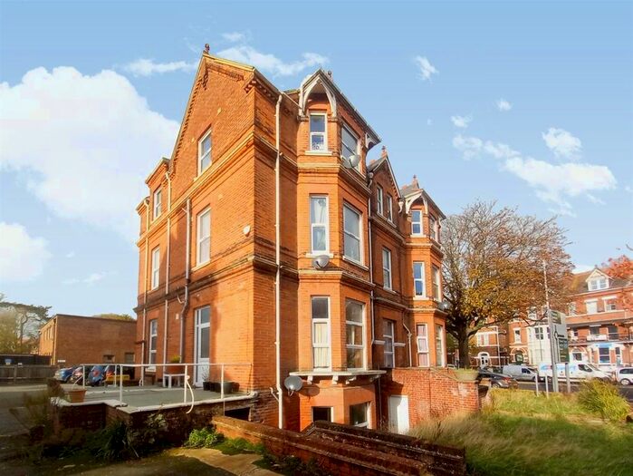 Studio To Rent In Shorncliffe Road, Folkestone, CT20
