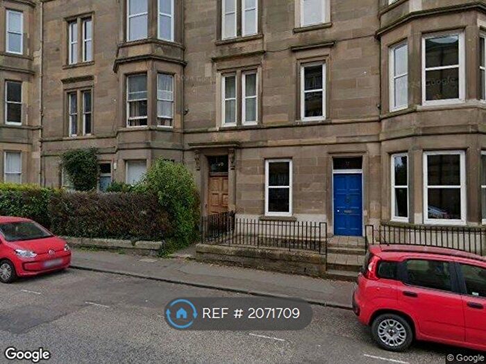 3 Bedroom Flat To Rent In Polwarth Gardens, Edinburgh, EH11