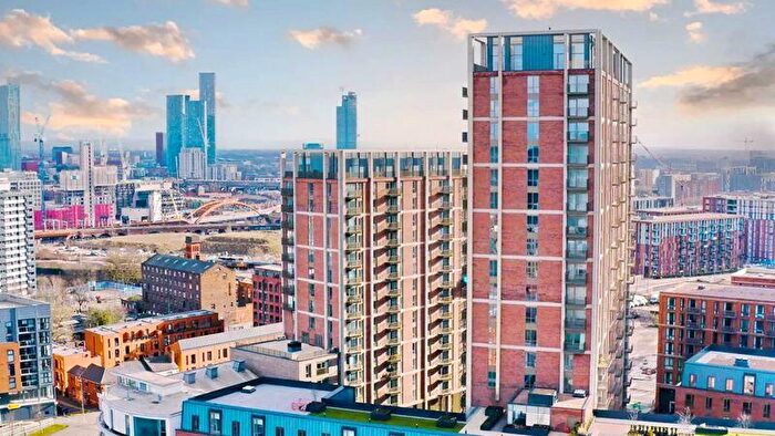 1 Bedroom Apartment For Sale In Local Crescent, Hulme Street, Salford, M5