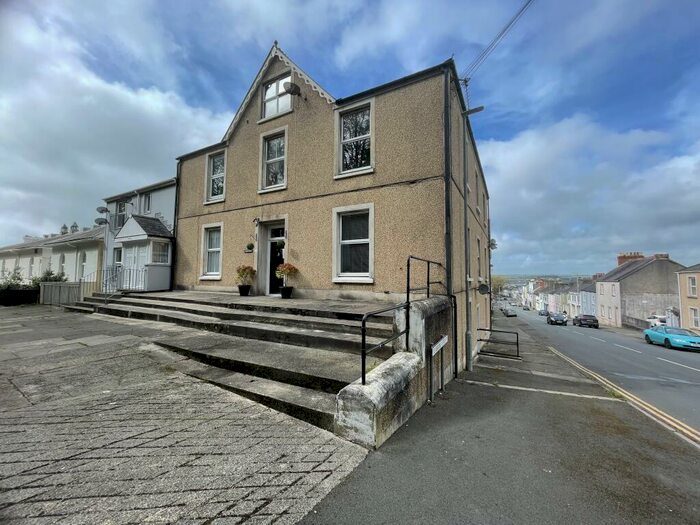 Apartment To Rent In Pembroke Dock, SA72