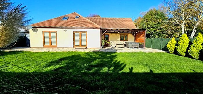 6 Bedroom Detached House For Sale In Abbott Road, BS35