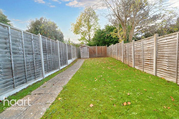 3 Bedroom Terraced House For Sale In Tintagel Road, Orpington, BR5