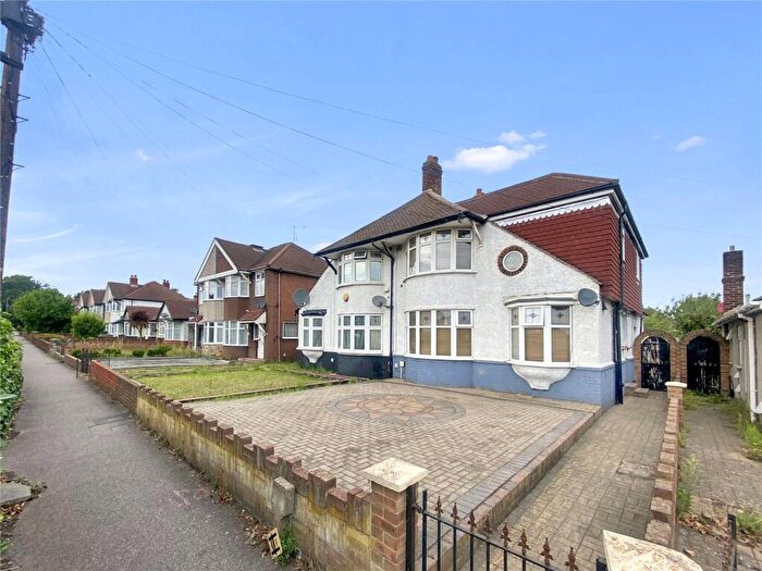 4 Bedroom Semi-Detached House For Sale In East Rochester Way, Sidcup, Kent, DA15