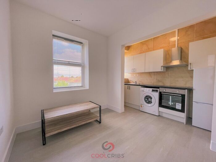 1 Bedroom Flat To Rent In Heather Park Drive, Wembley, HA0