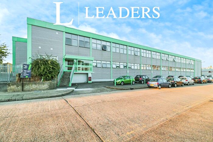 2 Bedroom Flat To Rent In Peartree House, Harlow, CM20