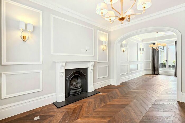 5 Bedroom Property To Rent In Wilton Place, Knightsbridge, SW1X