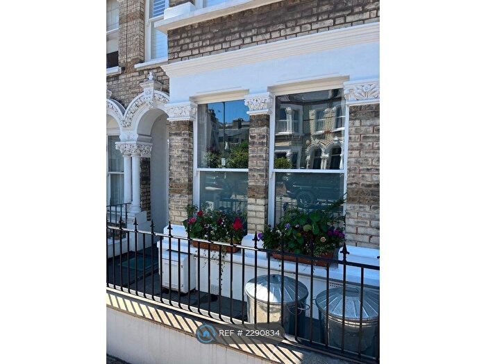1 Bedroom Flat To Rent In Webbs Road, London, SW11