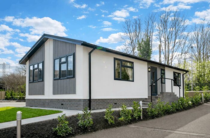 2 Bedroom Park Home For Sale In Bedwell Hey Lane, Witchford Nr Ely, CB6