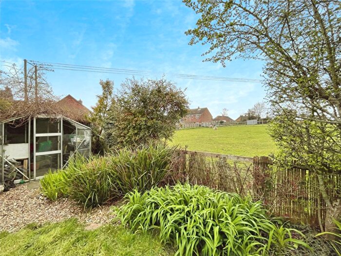 2 Bedroom Bungalow For Sale In High Street, Dilton Marsh, Westbury, BA13