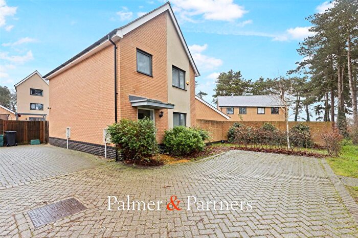 3 Bedroom Detached House For Sale In Kirby Drive, Mile End, Colchester, Essex, CO4