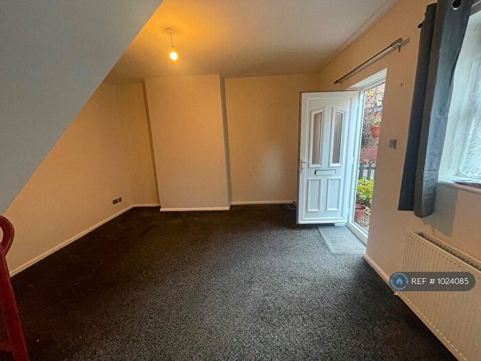 1 Bedroom Terraced House To Rent In Merchant Cottages, Lincoln, LN5