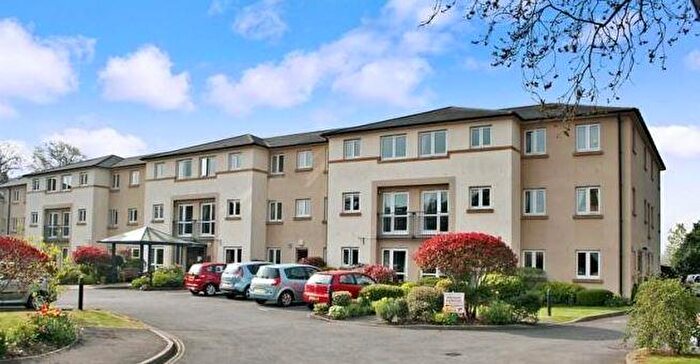 1 Bedroom Flat To Rent In Lefroy Court, Chetlenham, GL51