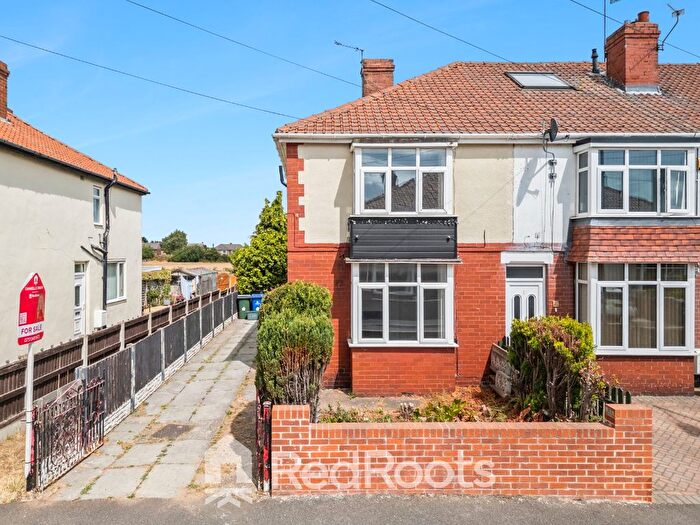 2 Bedroom Semi-Detached House For Sale In Sunnyside, Edenthorpe, Doncaster, DN3