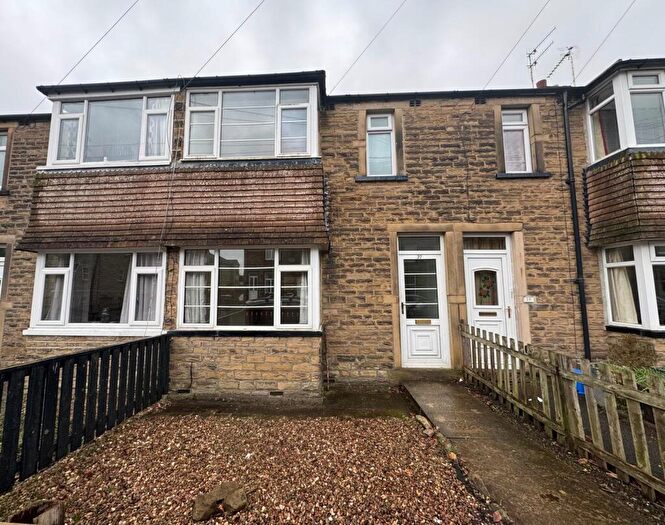 3 Bedroom Terraced House To Rent In Sycamore Avenue, Bingley, West Yorkshire, BD16