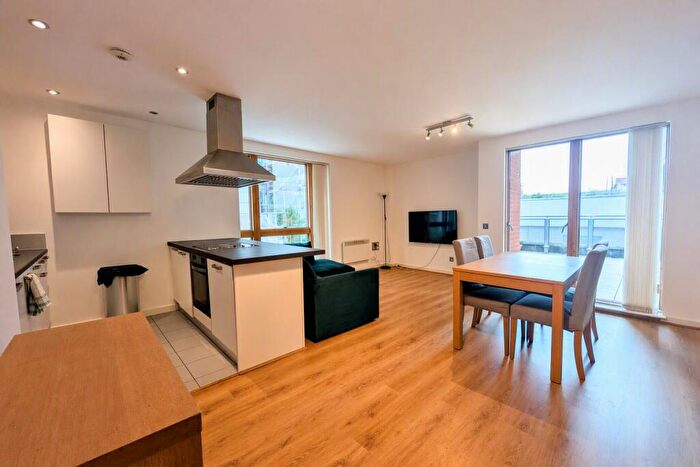 2 Bedroom Apartment To Rent In Melia House, City Centre, M4