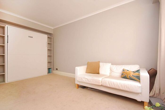 Studio To Rent In Sloane Avenue, Chelsea, London, SW3