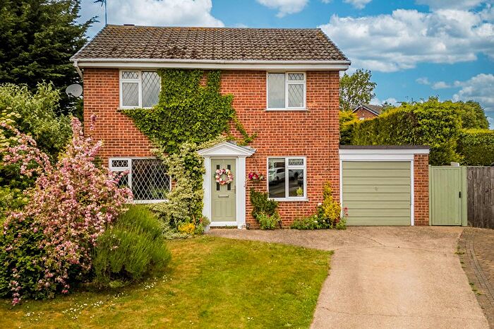 3 Bedroom Detached House For Sale In Cavill Drive, Howden, DN14