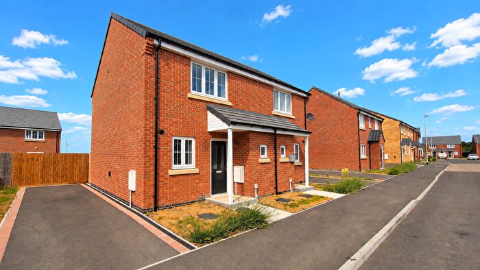 2 Bedroom Semi-Detached House For Sale In Littleworth Park, Deeping St Nicholas, PE11
