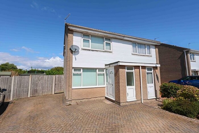 2 Bedroom Semi-Detached House To Rent In Saxby Close, Clevedon, BS21