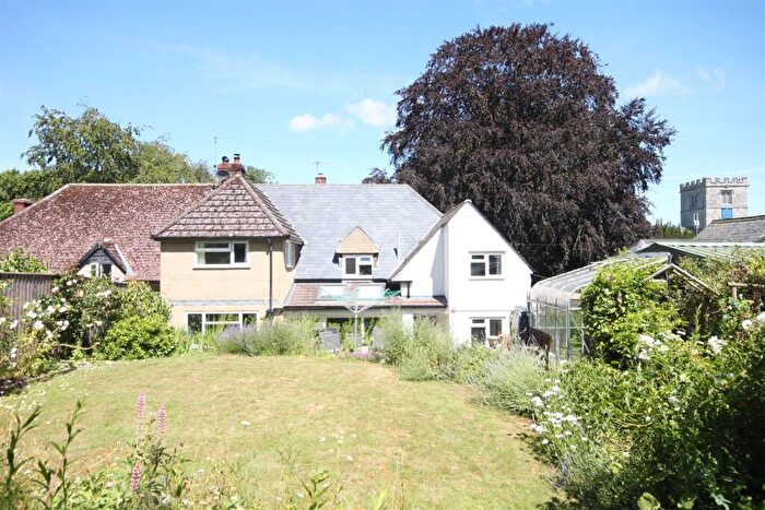 4 Bedroom Semi-Detached House For Sale In Broad Chalke, Salisbury, SP5