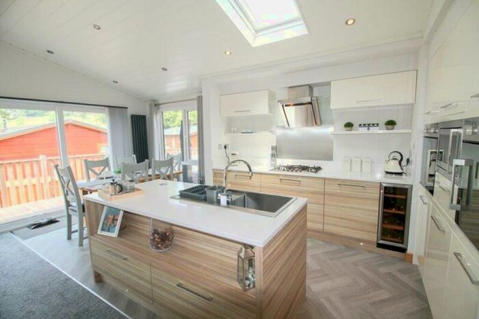 2 Bedroom Mobile Home For Sale In Troutbeck, Windermere, LA23