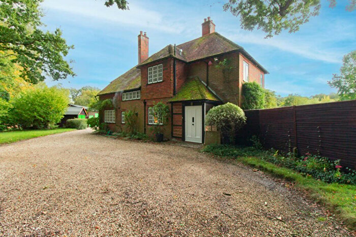 5 Bedroom Detached House To Rent In Newnham Road, Newnham, Hook, RG27