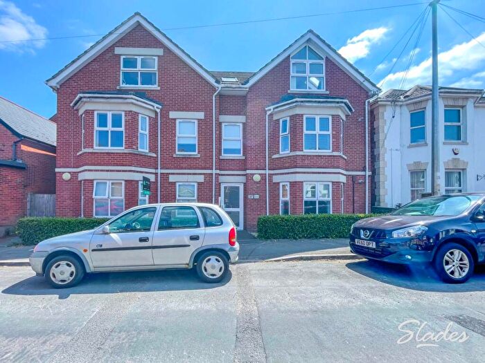 1 Bedroom Apartment To Rent In Harcourt Road, Pokesdown, Bournemouth, BH5
