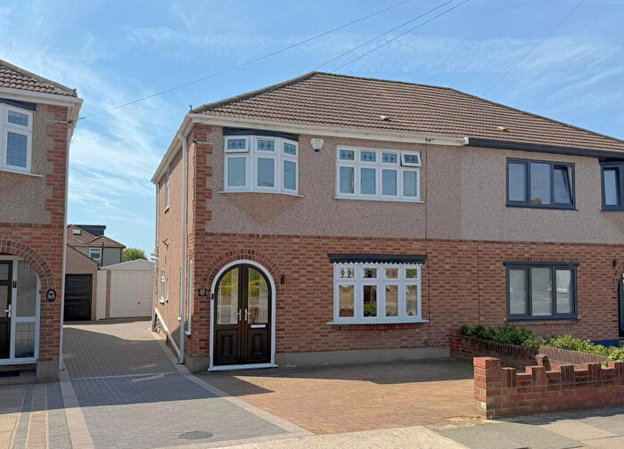 3 Bedroom Semi-Detached House For Sale In Moray Way, Rise Park, Romford, RM1