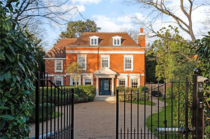 7 Bedroom Detached House For Sale In Eaton Park Road, Cobham, Surrey, KT11