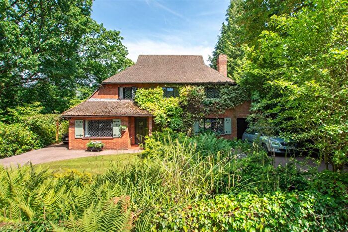 3 Bedroom Detached House For Sale In Highland Road, Sevenoaks, TN14