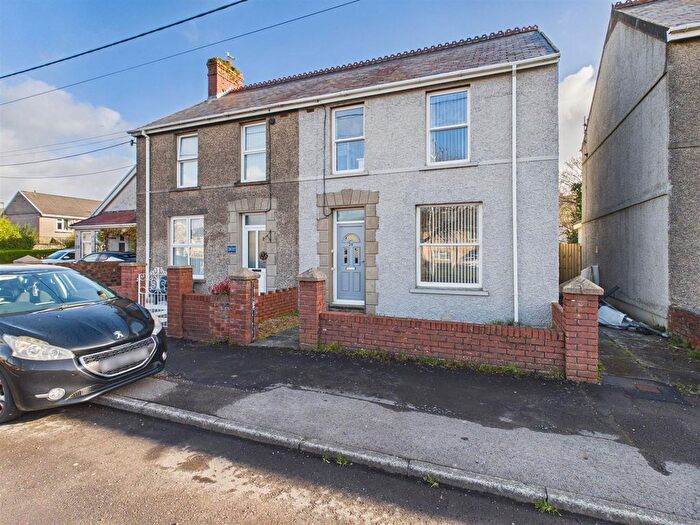 3 Bedroom Semi Detached House For Sale In Lando Road, Pembrey, SA16