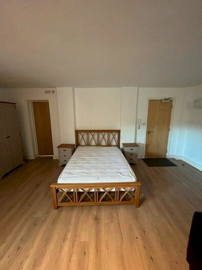 1 Bedroom Flat To Rent In Lincoln Road, Peterborough PE1