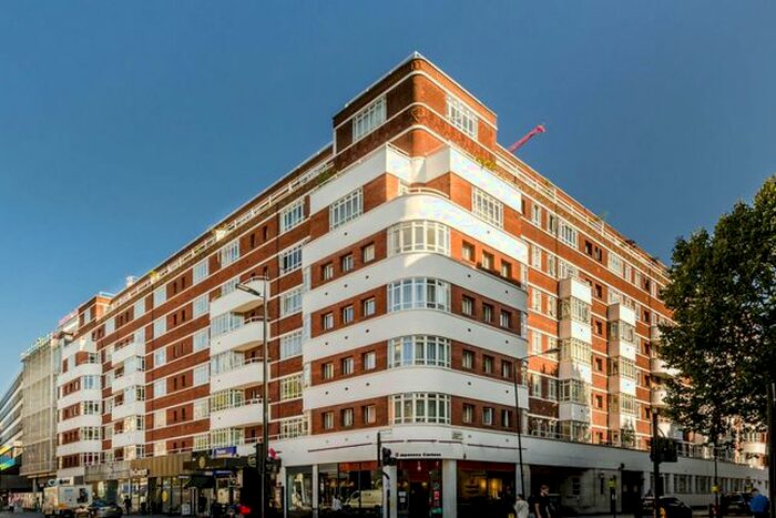 Studio To Rent In University Street, Bloomsbury, London, WC1E