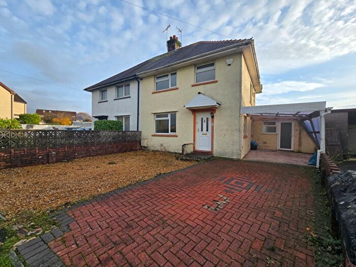 3 Bedroom Semi-Detached House For Sale In Heol Bryncwils, Sarn, CF32