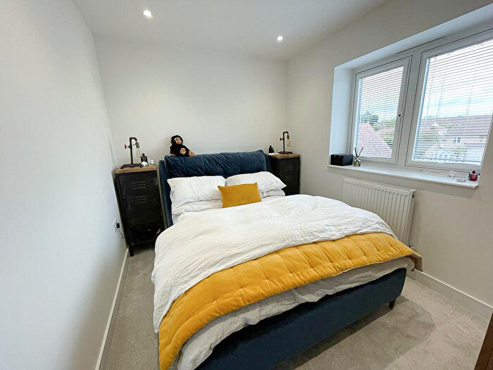 2 Bedroom Apartment To Rent In Main Road, Hockley, SS5