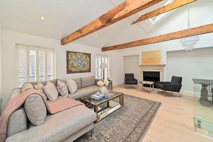 3 Bedroom Mews To Rent In Bryanston Mews West, London, W1H