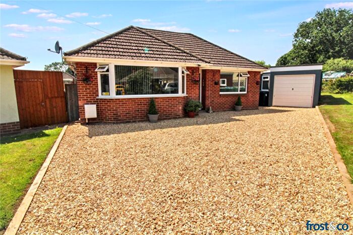 3 Bedroom Bungalow For Sale In Stalbridge Road, Creekmoor, Poole, Dorset, BH17