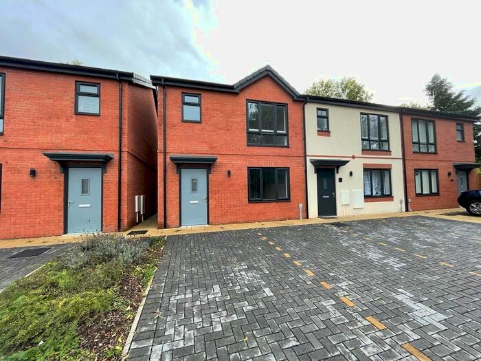 3 Bedroom Semi-Detached House To Rent In The Willows, Donnington, Telford, Shropshire, TF2