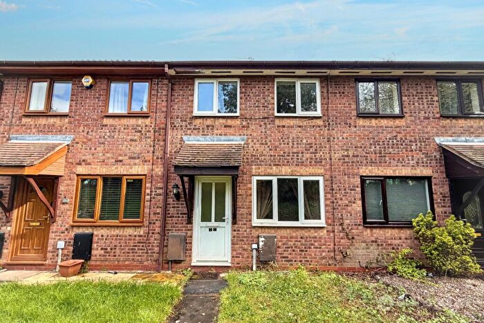 2 Bedroom Terraced House For Sale In Kenilworth Drive, Weavers Green, Nuneaton, CV11